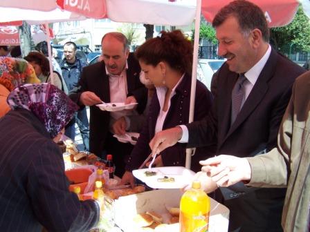 iftlikky Kur an Kursu rencileri Kermes Dzenledi